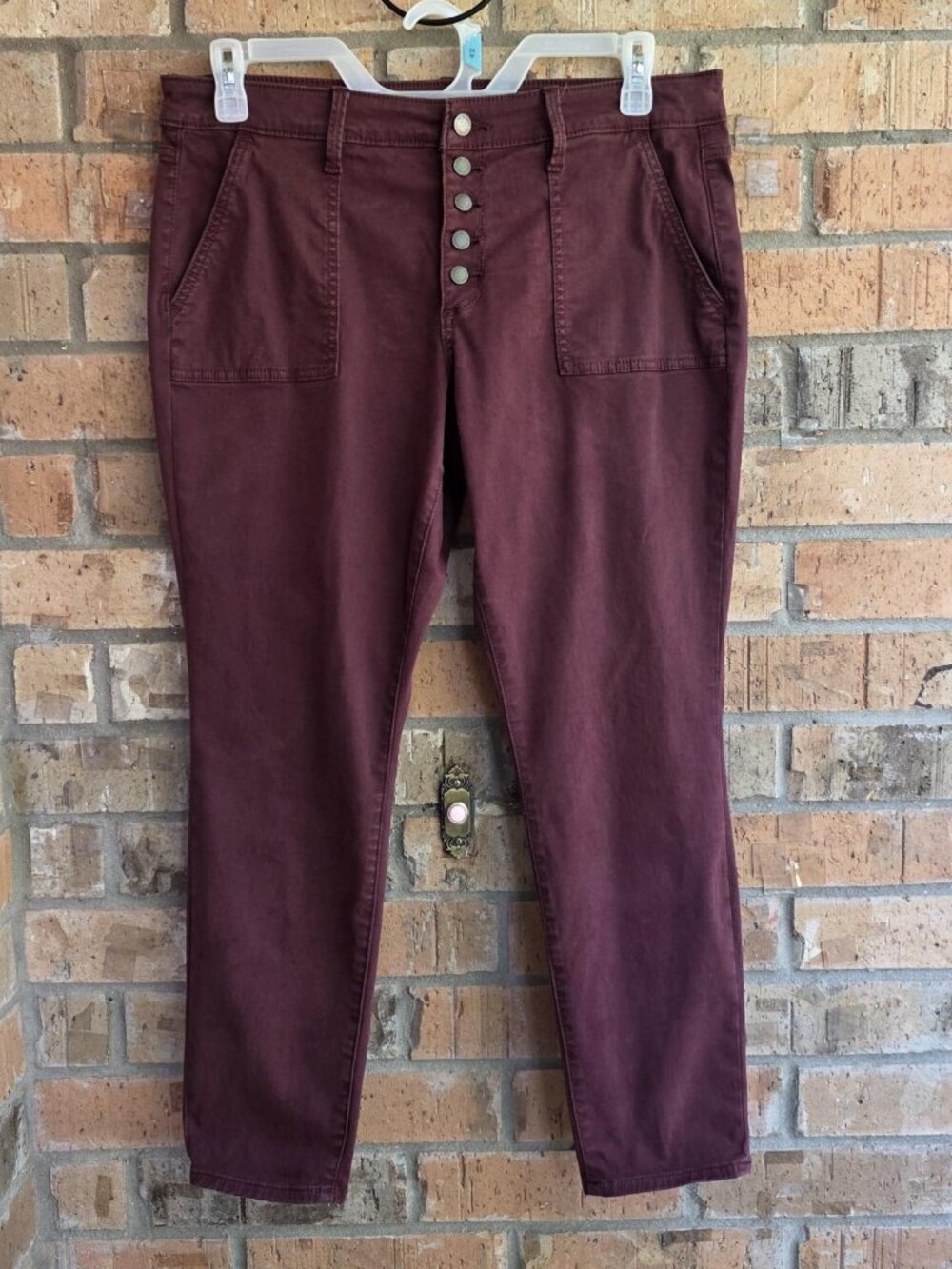 Universal Threads Womens Pants Buttons Front Closure Purple Size 14